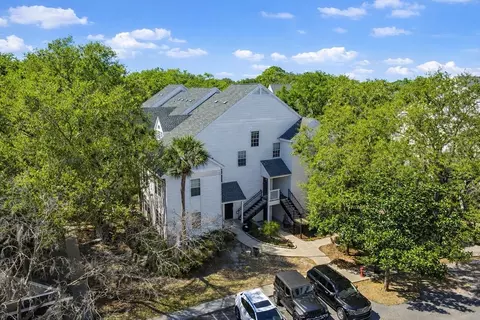 3274 Haviland Ct #204, Palm Harbor, FL 34684