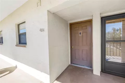 5920 80th St N #404, Saint Petersburg, FL 33709