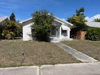 639 37th Ave N, Saint Petersburg, FL 33704