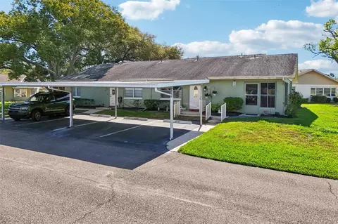 2216 Grenadier Dr, Sun City Center, FL 33573
