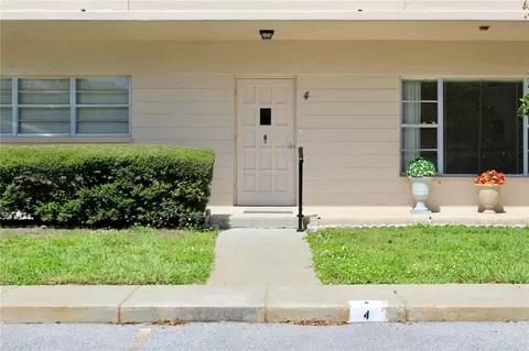 2170 Americus Blvd S #4, Clearwater, FL 33763