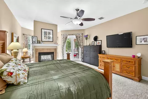 Bedroom - 13887 Gavin Rd, Dover, FL 33527 photo 3 of 12