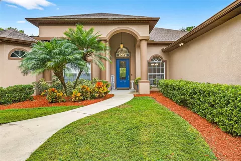 Exterior - 13887 Gavin Rd, Dover, FL 33527 photo 3 of 10