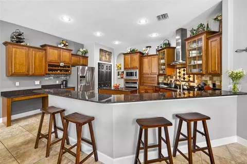 Kitchen - 13887 Gavin Rd, Dover, FL 33527 photo 3 of 8