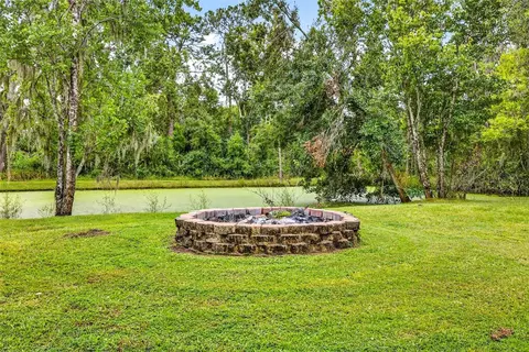 Exterior - 13887 Gavin Rd, Dover, FL 33527 photo 6 of 10
