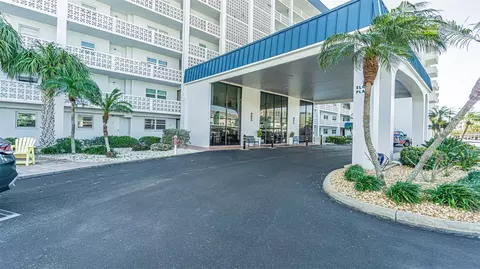 7 Elgin Pl #301, Dunedin, FL 34698