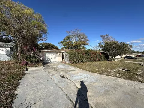 7621 Ilex Dr, Port Richey, FL 34668