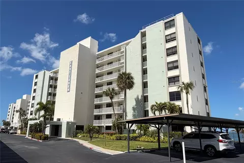 300 Woodette Dr #504B, Dunedin, FL 34698