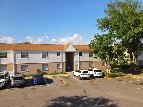 7210 N Manhattan Ave #2524, Tampa, FL 33614