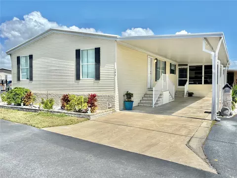 136 Americana Ct NE #230, Saint Petersburg, FL 33702