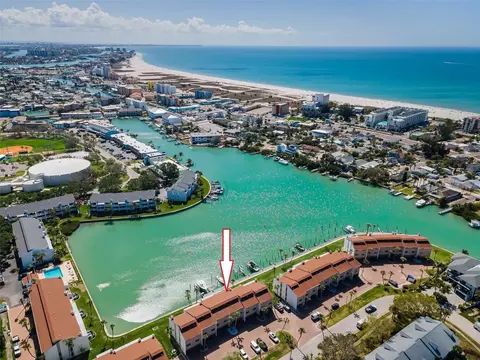 12334 Capri Cir N, Treasure Island, FL 33706