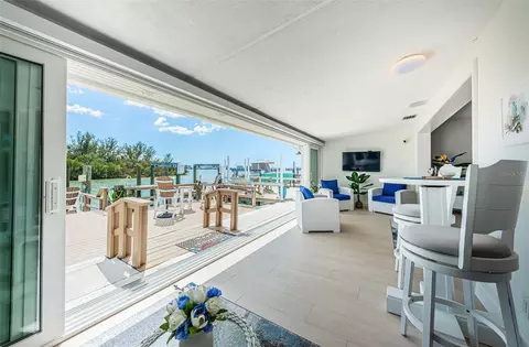 476 Boca Ciega Point Blvd S, Saint Petersburg, FL 33708