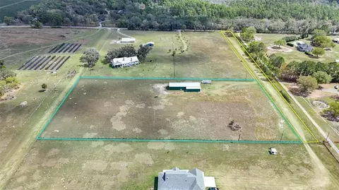 411 Hancock Lake Rd, Brooksville, FL 34602