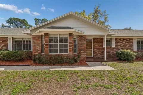 6701 Mid Pl, Temple Terrace, FL 33617