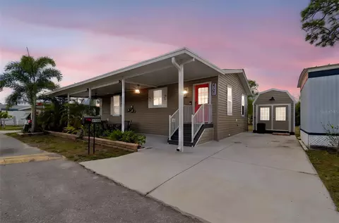 4700 67th Way N #55, Saint Petersburg, FL 33709