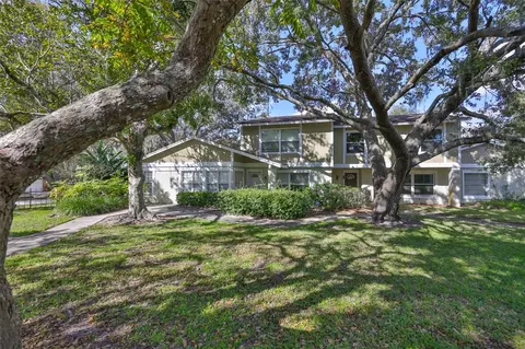 14805 Lake Forest Dr, Lutz, FL 33559