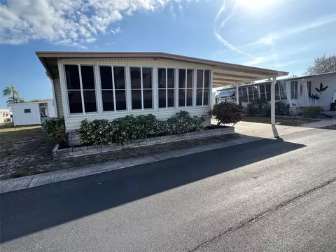 19 Pindo Palm St W, Largo, FL 33770
