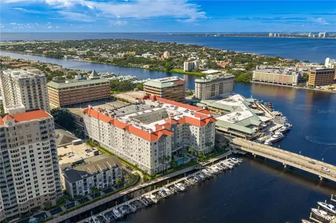 700 S Harbour Island Blvd #204, Tampa, FL 33602