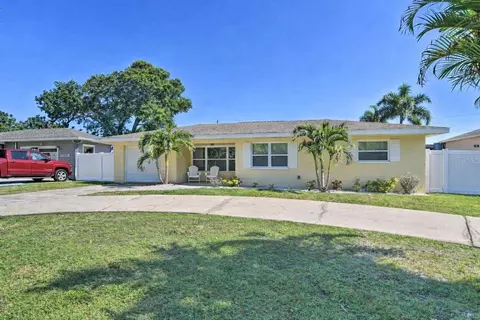 10569 86th Ave, Seminole, FL 33772