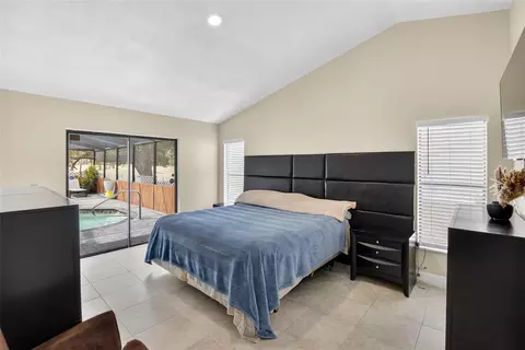 Bedroom - 12940 Prestwick Dr, Riverview, FL 33579 photo 8 of 10