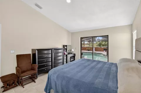 Bedroom - 12940 Prestwick Dr, Riverview, FL 33579 photo 9 of 10