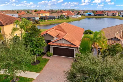 11911 Frost Aster Dr, Riverview, FL 33579