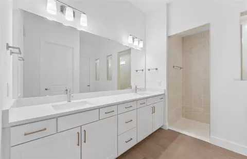 Bath - 16739 Harvest Leaf Rd, Spring Hill, FL 34610 photo 1 of 5