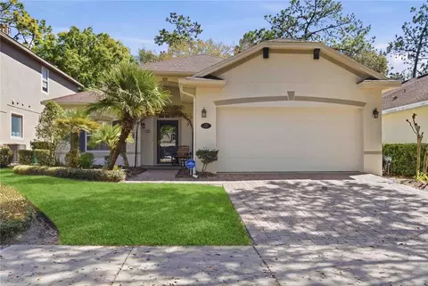 439 Victoria Hills Dr, Deland, FL 32724