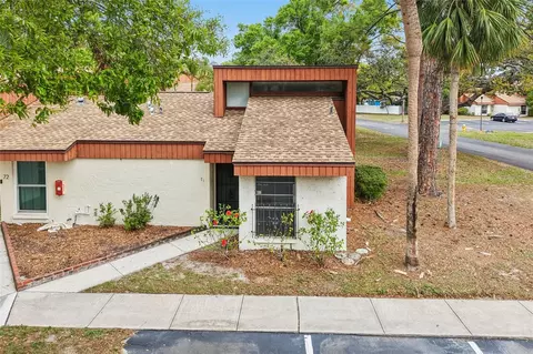 2064 Sunset Point Rd #71, Clearwater, FL 33765