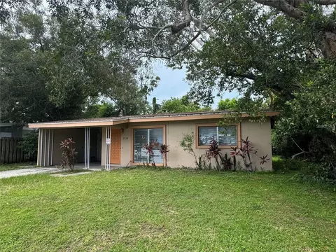 2124 Catalina Dr N, Clearwater, FL 33763