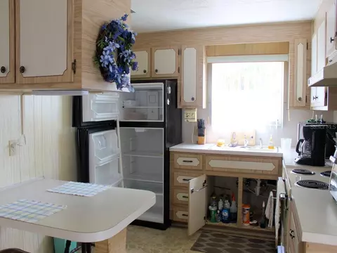 2 Pindo Palm St E # E, Largo, FL 33770 photo 5