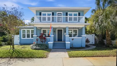 126 22nd Ave NE, Saint Petersburg, FL 33704