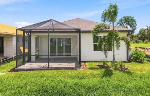 Exterior - 14752 Sunlit Cir, Parrish, FL 34219 photo 2 of 4