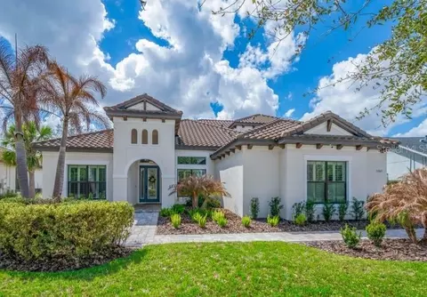 5305 Osprey Ridge Dr, Lithia, FL 33547