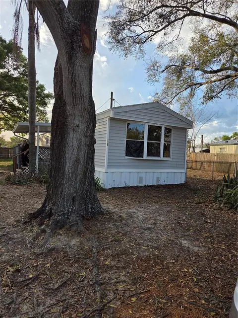 920 Brinwood Dr, Seffner, FL 33584