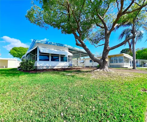 1100 Belcher Rd S #720, Largo, FL 33771