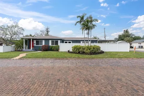 200 62nd St N, Saint Petersburg, FL 33710