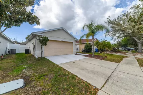 Exterior - 11351 Cocoa Beach Dr, Riverview, FL 33569 photo 2 of 9