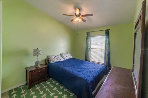 Bedroom - 11351 Cocoa Beach Dr, Riverview, FL 33569 photo 3 of 5