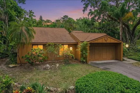 2411 Pheasant Ln, Bradenton, FL 34209