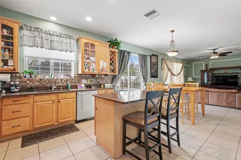 Kitchen - 11238 Running Pine Dr, Riverview, FL 33569 photo 1 of 2