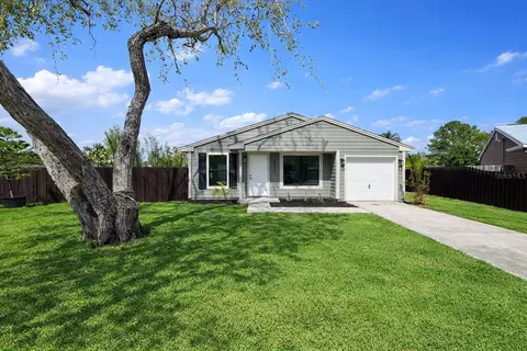 3832 Pebble Ct, Palm Harbor, FL 34684