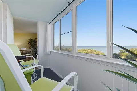 2616 Cove Cay Dr #502, Clearwater, FL 33760