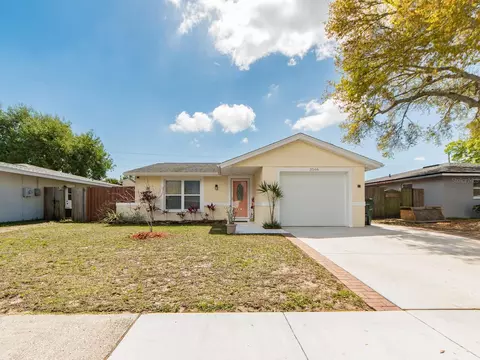 3566 7th Ave SE, Largo, FL 33771