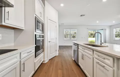 Kitchen - 17040 Canary Trl, Parrish, FL 34219 photo 1 of 4