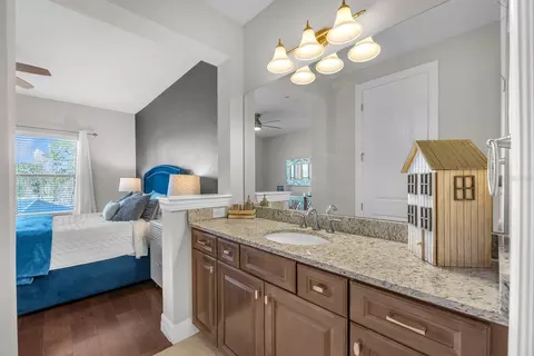 Bath - 10407 Tree Skylark Pl, Riverview, FL 33569 photo 4 of 5