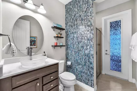 Bath - 10407 Tree Skylark Pl, Riverview, FL 33569 photo 1 of 5