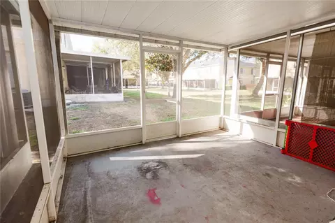 Exterior - 10819 Brickside Ct, Riverview, FL 33579 photo 3 of 5