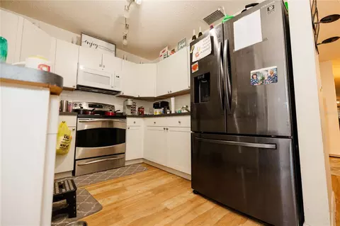 Kitchen - 10819 Brickside Ct, Riverview, FL 33579 photo 1 of 2