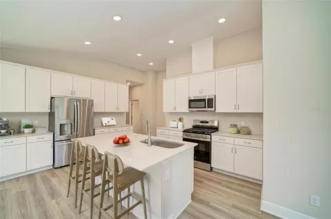Kitchen - 12369 Oak Hill Way, Parrish, FL 34219 photo 1 of 6